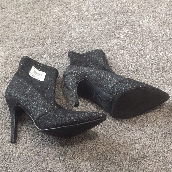 Size 7 1/2 sparkly black booties - Picture 2 of 5